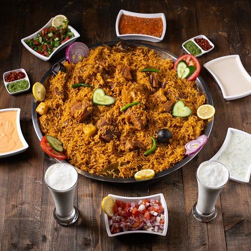 صينية كبسة حاشي سعودي تكفي 5الى7اشخاص