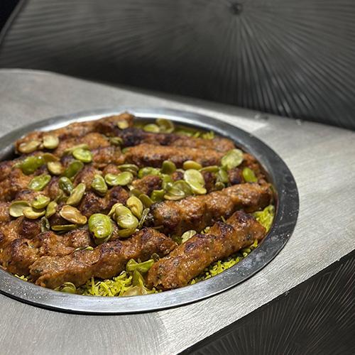 عيش زعفران مع الكباب