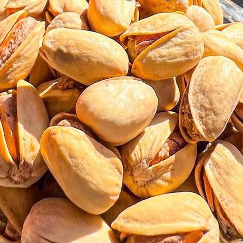 فستق مملح