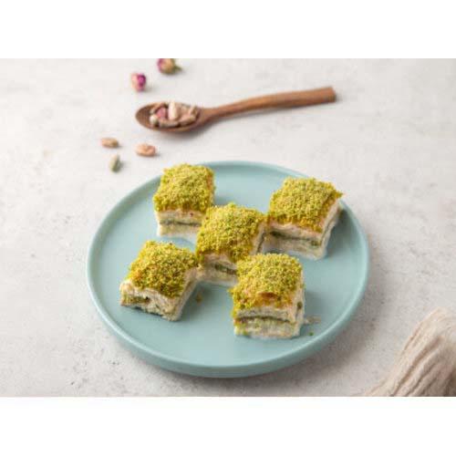 Baklava Cold with Milk