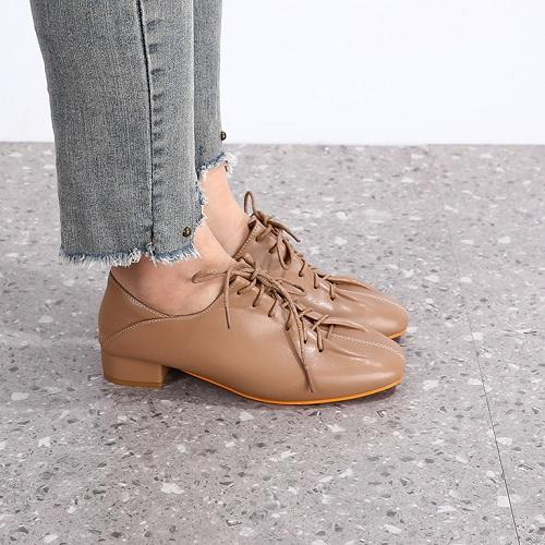 Lace Up Shoes with 5cm Heel Earthy