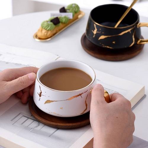 Set of Ceramic Cups and Plates Marble Hue 