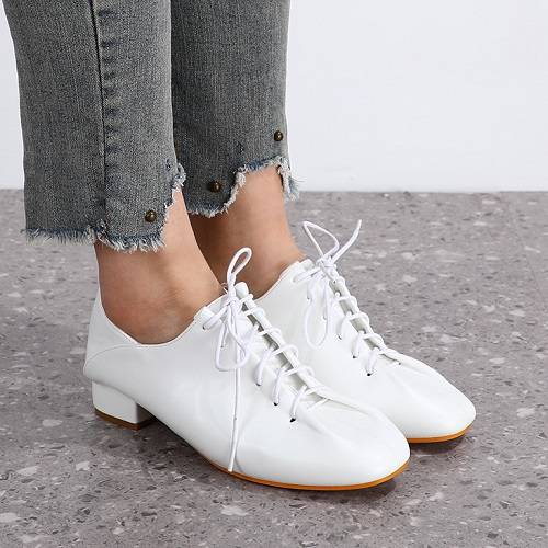 Lace Up Shoes with 5cm Heel White